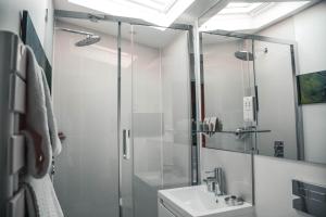Ένα μπάνιο στο Hotel 55