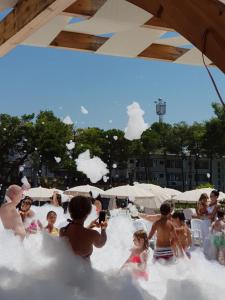 Hosté ubytování Divjaka Resort
