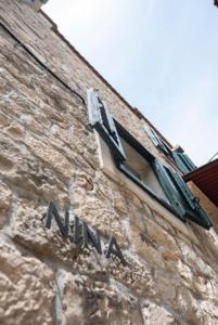 Fotografie z fotogalerie ubytování Guesthouse NINA v destinaci Kaštel Novi