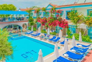 Bazén v ubytování Sunberk Hotel nebo v jeho okolí
