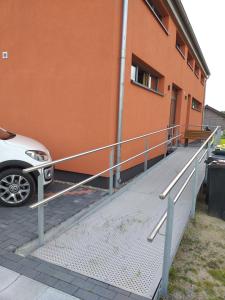 Galeriebild der Unterkunft Poelyck: Übernachten in einem Strohhaus, umgeben von purer Natur! in Kerken