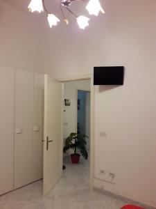 A television and/or entertainment centre at b&b nonna silvia