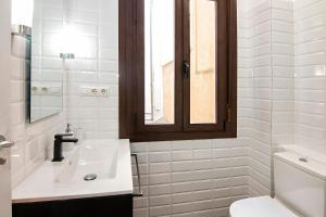 Koupelna v ubytování Gran Vía Luxury 3BR