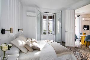 Postel nebo postele na pokoji v ubytování Gran Vía Luxury 3BR