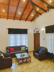 Gallery image of Prosperity Villa in Negombo