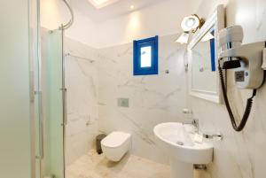 Vannituba majutusasutuses Hotel Mathios