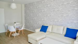 Гостиная зона в Playa Los Álamos, descanso y ocio en Torremolinos