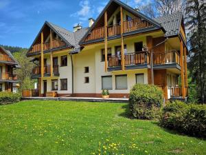Budova, v ktorej sa apartmán nachádza