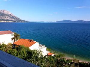 a view of a large body of water at Apartman Kristin in Podaca