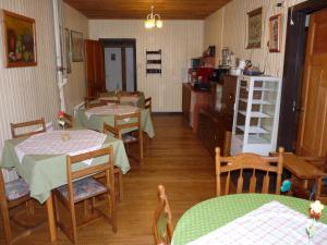 Ảnh trong thư viện ảnh của Hostal Opapa Juan ở Puerto Varas +23 ảnh