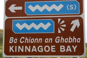 En logo, et sertifikat eller et firmaskilt på Wild Atlantic View Inishowen