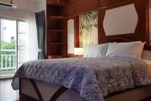 Postel nebo postele na pokoji v ubytování Rudi House + 18 fotografií