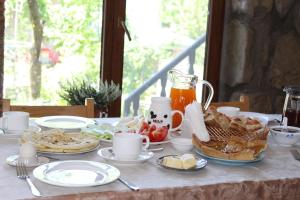 Mâncare la sau în apropiere de această pensiune