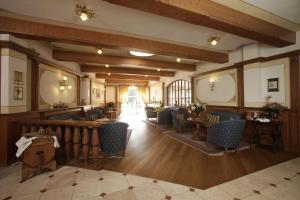 A seating area at Hotel Lido - slow & natural living