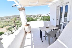 A balcony or terrace at Paradiso Boutique