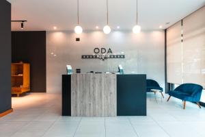 Vestíbul o recepció de Oda Hotel Tirana