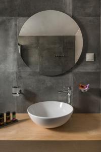 Koupelna v ubytování Mirma Luxury Apartment + 37 fotografií