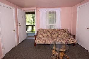 Gallery image of River View Garden Resort in Monte Rio