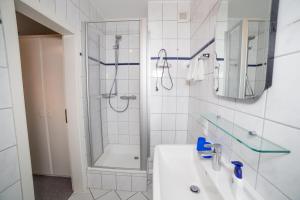 Koupelna v ubytování Wattstübchen (Haus Pesel) + 30 fotografií