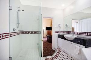 Gallery image of Quality Hotel Bentinck in Portland