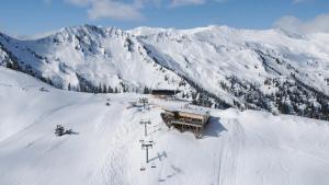 Fotografia z galérie ubytovania Hotel Berghof - Riesneralm v destinácii Donnersbachwald