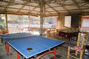 Stolní tenis v ubytování Avanti Kalagram Hill Top Resort, Mulshi nebo okolí