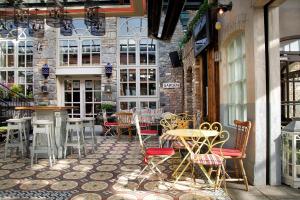 Gallery image of Dinn R&iacute; Hotel in Carlow