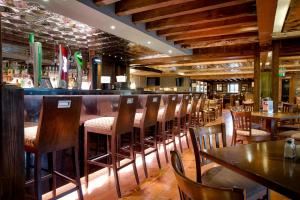 Lounge nebo bar v ubytování Dinn Rí Hotel