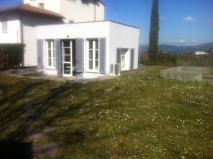 Imagen de la galería de Firenze in collina con piscina, en Bagno a Ripoli