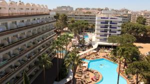 an aerial view of a resort with a swimming pool at Golden Port Salou & Spa in Salou