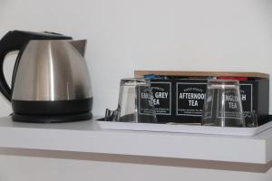 "Les Peyres" tesisinde kahve veya çay yapma olanakları