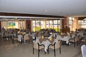 Restaurace v ubytování Sharjah Carlton Hotel