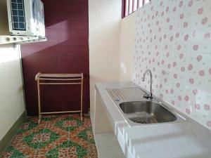 Kuchyň nebo kuchyňský kout v ubytování Chandra Hostel Koh Tao