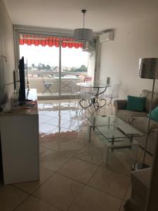 Kép appartement vue mer panoramique szállásáról Antibes-ban a galériában