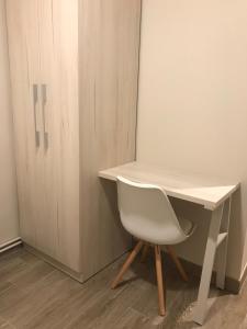 Gallery image of Hostal La Romànica in Sabadell +10 photos