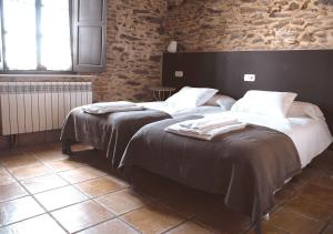 Postel nebo postele na pokoji v ubytování Casa Rural La Torrecilla con PISCINA PRIVADA