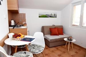 Χώρος καθιστικού στο Apartments Martiva +39 φωτογραφίες