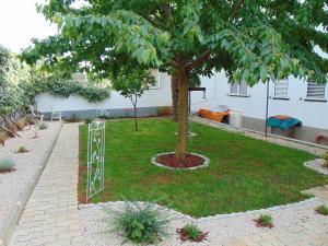 Zahrada ubytování Apartments Marija