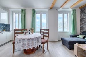 Posezení v ubytování Seaview apartment Bambo