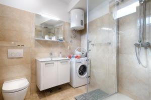 Koupelna v ubytování Seaview apartment Bambo + 15 fotografií