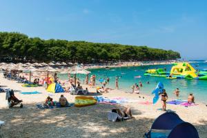 Fotografie z fotogalerie ubytování Apartments Karmen I v Primoštenu