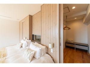 Letto o letti in una camera di the salon 伊豆高原 Hotels & Resort