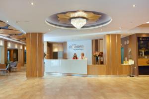 Zona de hol sau recepție la Diamond Hotel - All Inclusive