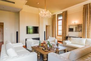 Ein Sitzbereich in der Unterkunft Hôtel Métropole Genève