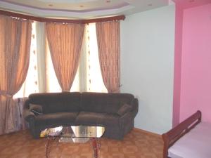 Manand Hotel的休息区