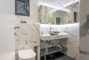 Kúpeľňa v ubytovaní Exclusive Villa Mative