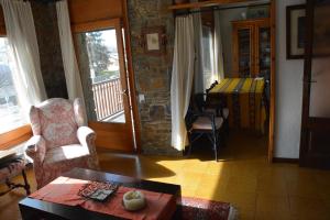 A seating area at La rotonda de Llívia