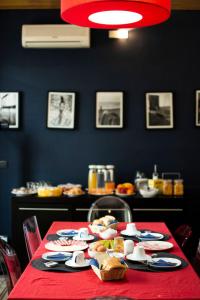Jedlo v ubytovaní bed & breakfast alebo blízkom okolí