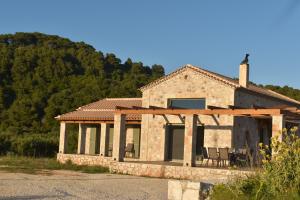 The building in which A villát is located