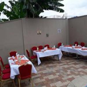 A restaurant or other place to eat at Msquare Hotel GRA